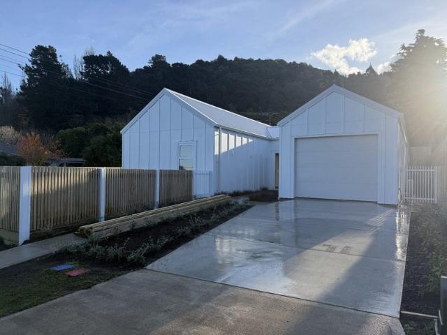 featherston, 3 bedrooms