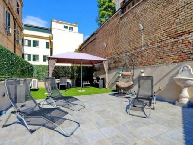 DAL 1 LUGLIO AL 31 DICEMBRE affitto transitorio TRILOCALE con 2 camere matrimoniali bagno e terrazza solarium