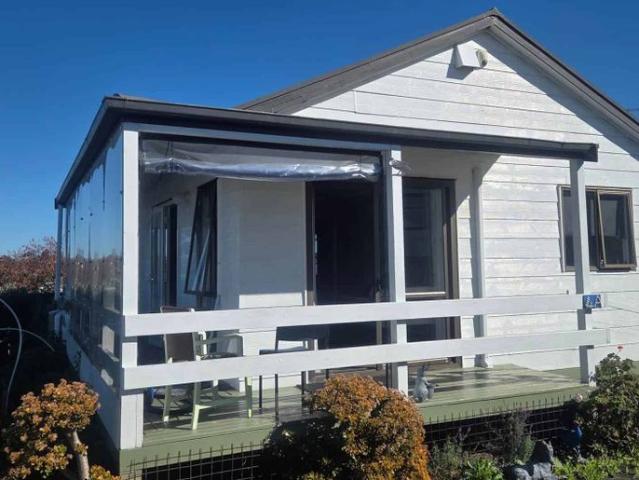 Feel At Home In This Charming 2 Bedroom