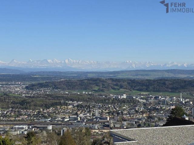Fehr Immobilien Aussichtreiche 4½ Zi. Wohnung mit Alpenblick