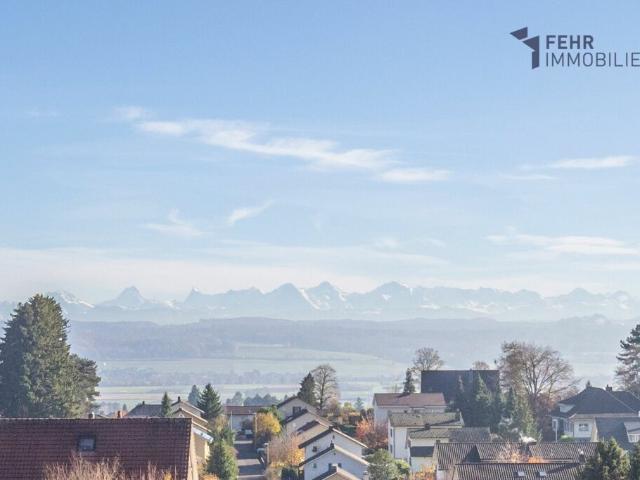 Fehr Immobilien Komfortable 5½ Zi. Terrassenwohnung mit Alpensicht