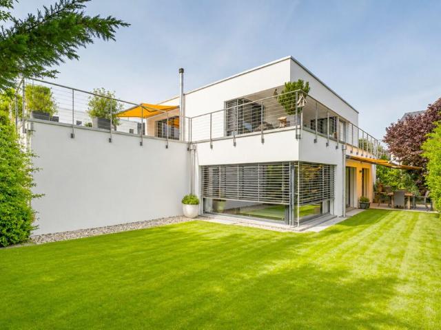 Fehr Immobilien Modernes, top gepflegtes 5½ Zi. Einfamilienhaus