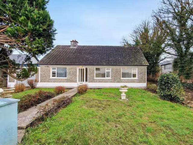 Feighquin, Quin, Ennis, Co. Clare, V95C5X7 is for sale