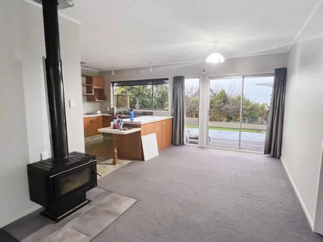 FEILDING 4 BEDROOMS