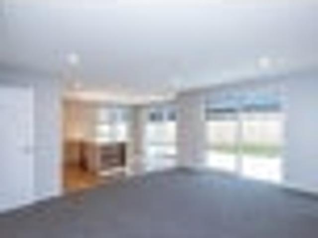 Feilding, 4 bedrooms, $800 pw