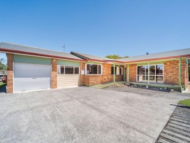 feilding, 4 bedrooms