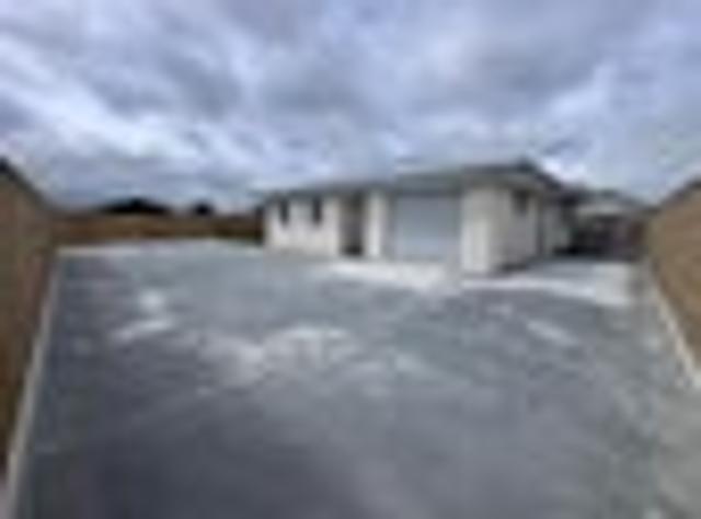 Feilding, 3 bedrooms, $690 pw