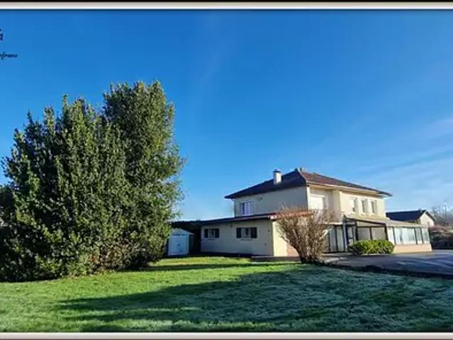 Feillens 01570 Achat / Vente maison 7 pièces t7 jardin terrasse