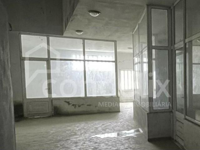 Felgueiras Felgueiras LS102239040