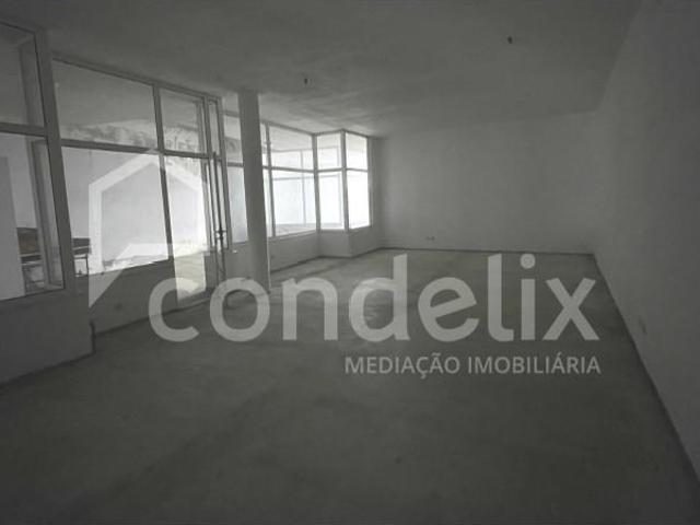 Felgueiras Felgueiras LS102239042