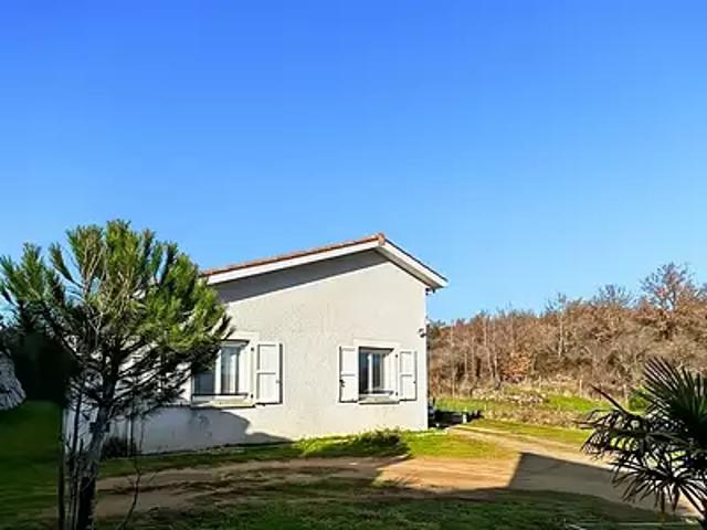 Félines 07340 Achat / Vente maison 4 pièces t4 au dernier étage