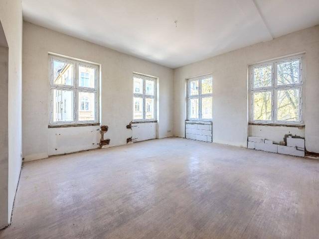 Fertigstellung nach eigenen Wünschen Großzügiges Wohnen in zentraler Lage von Sachsenhausen