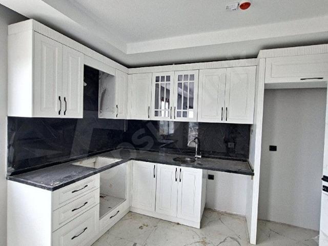 FERAHİM ŞALVUZ SATILIKDAİRE 3+1 130M