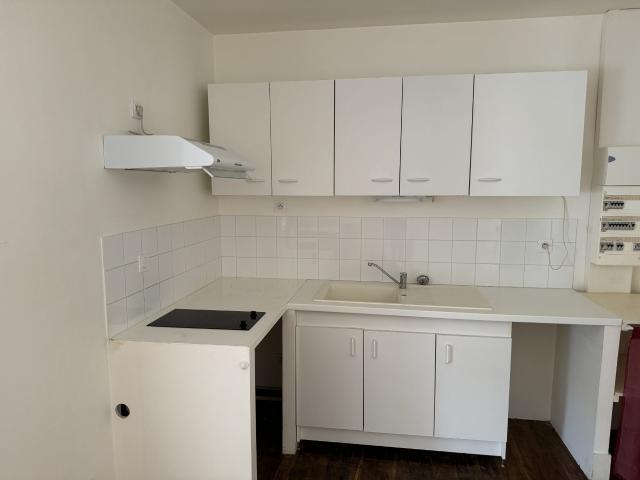 Fère en Tardenois Location Appartement 02