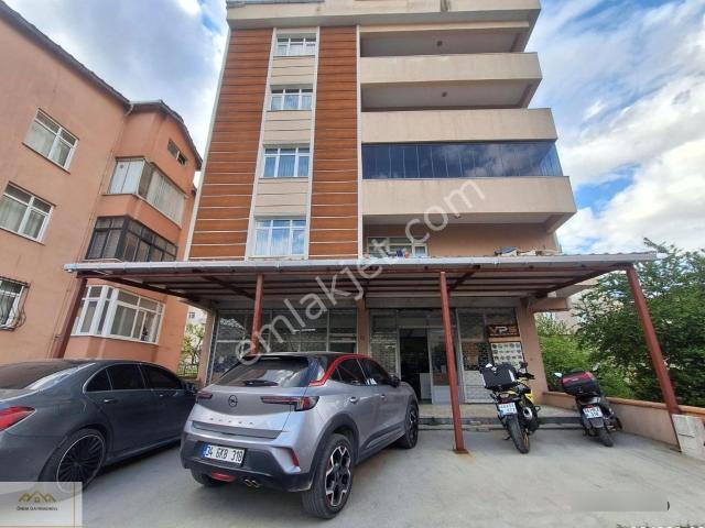 Ferhatpaşa'da Kiralık 400 M2 2 Katlı Dükkan İşyeri