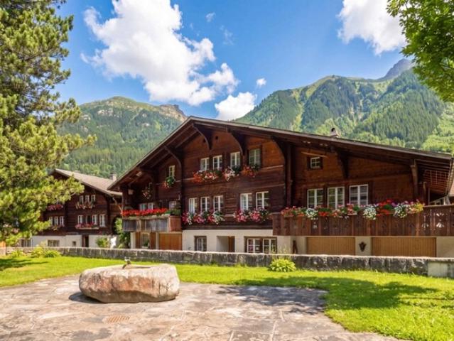 FERIENCHALET IN DEN BERNER ALPEN