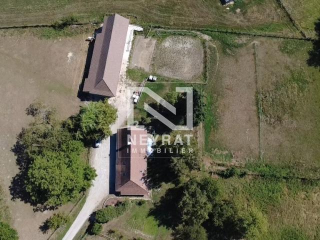Ferme bressane 4 chambres dépendances box à chevaux Bresse