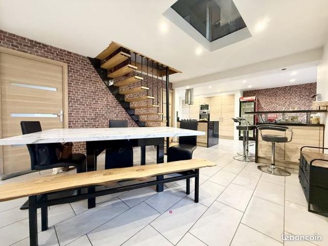 Ferme 4 pièces 170 m²