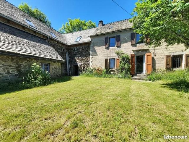 Ferme 4 pièces 200 m²