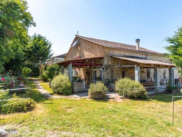 Ferme 4 pièces 236 m²