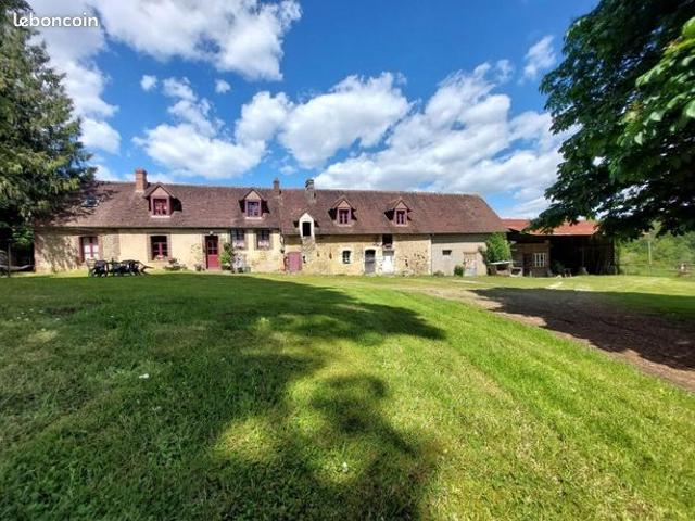 Ferme 4 pièces 250 m²