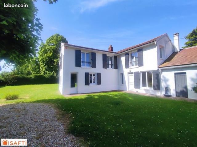 Ferme 5 pièces 130 m²