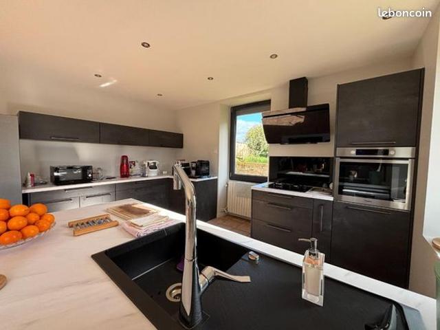 Ferme 5 pièces 200 m²