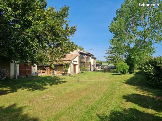 Ferme 5 pièces 220 m²