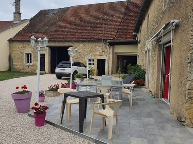 Ferme 5 pièces 230 m²