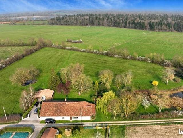 Ferme 5 pièces 235 m²