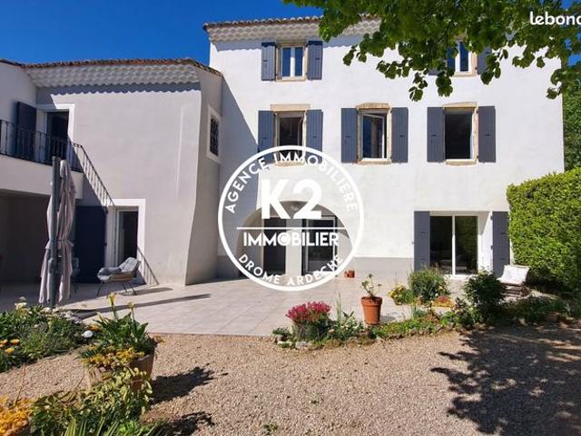 Ferme 5 pièces 243 m²