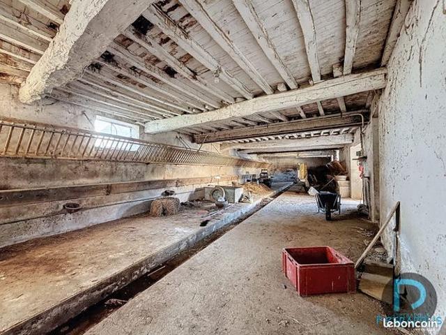 Ferme 5 pièces 365 m²