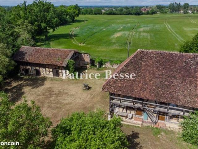 Ferme 5 pièces 370 m²
