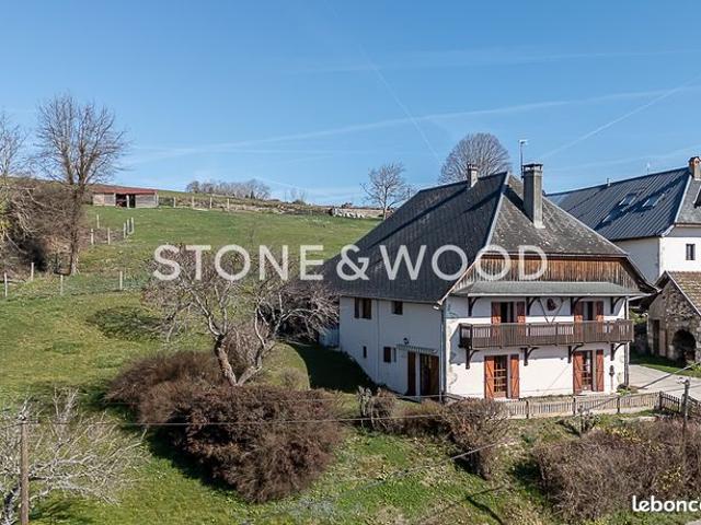 Ferme 5 pièces 383 m²