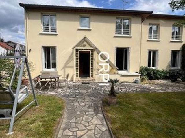 Ferme 6 pièces 121 m²