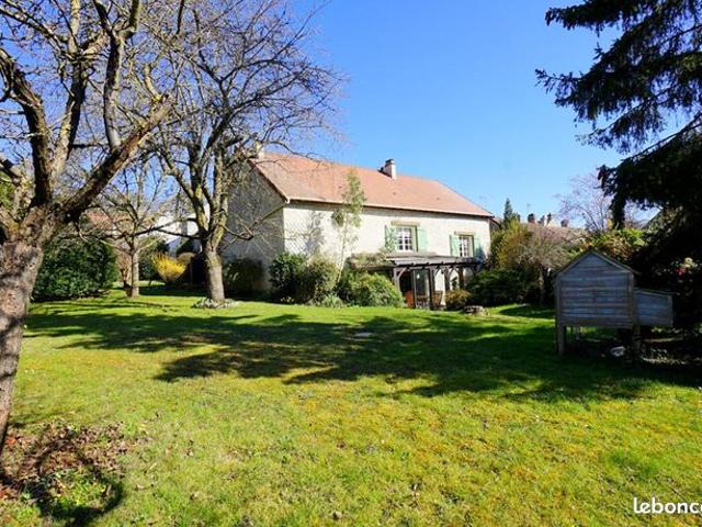 Ferme 6 pièces 140 m²