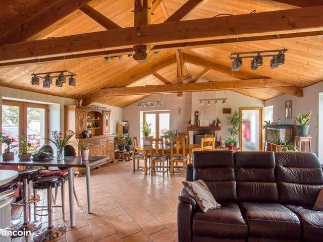 Ferme 6 pièces 164 m²