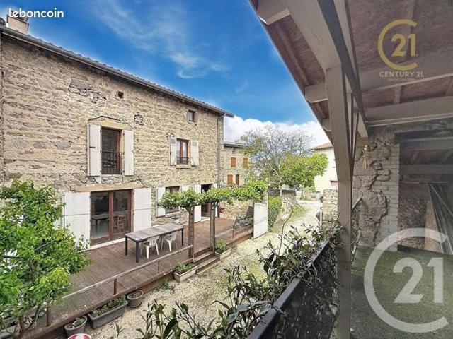 Ferme 6 pièces 174 m²