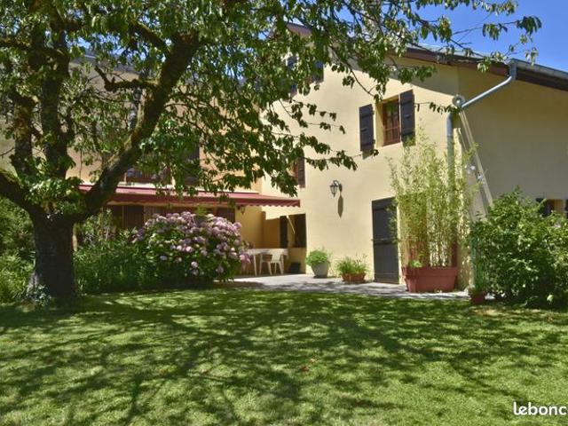 Ferme 6 pièces 184 m²