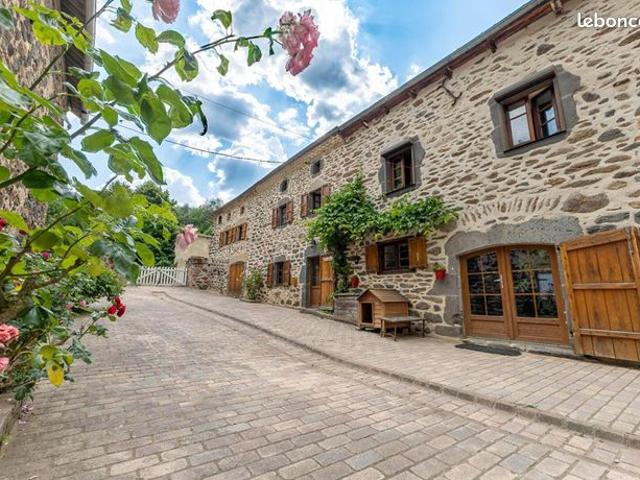 Ferme 6 pièces 213 m²