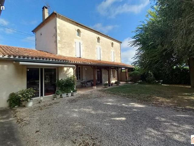 Ferme 6 pièces 220 m²