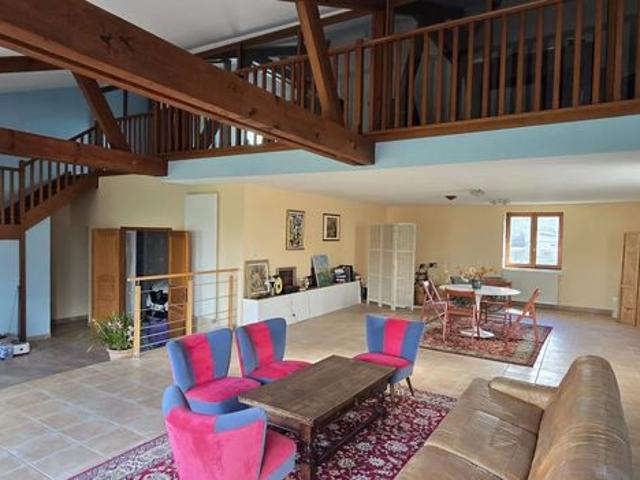 Ferme 6 pièces 234 m²