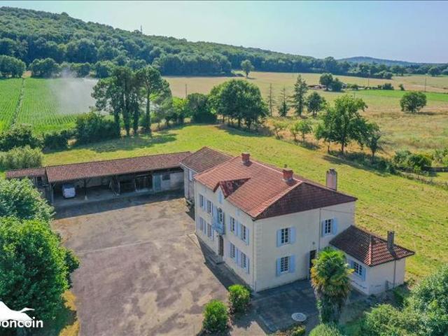 Ferme 6 pièces 307 m²