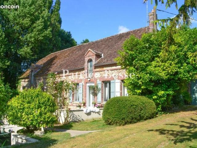Ferme 6 pièces 355 m²