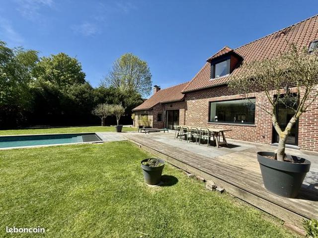 Ferme 7 pièces 401 m²