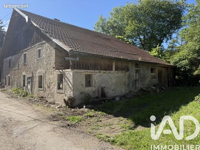 Ferme 7 pièces 560 m²