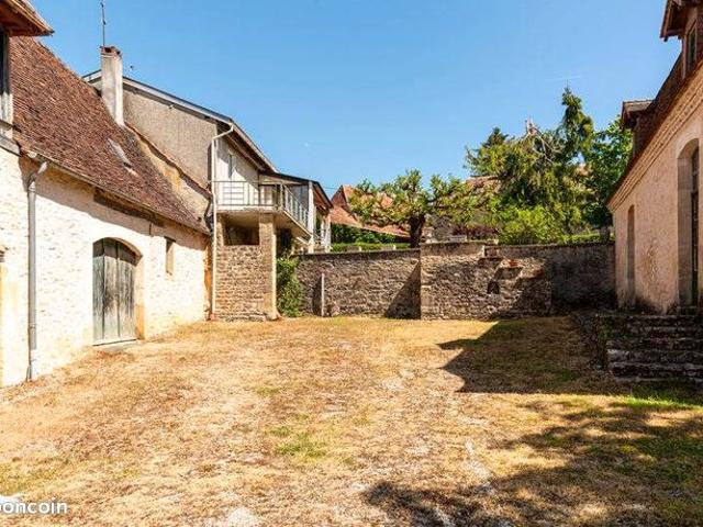 Ferme 7 pièces 144 m²