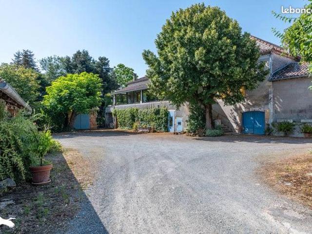 Ferme 7 pièces 151 m²