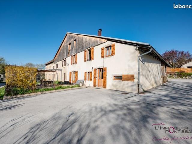 Ferme 7 pièces 178 m²