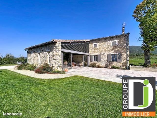 Ferme 7 pièces 194 m²